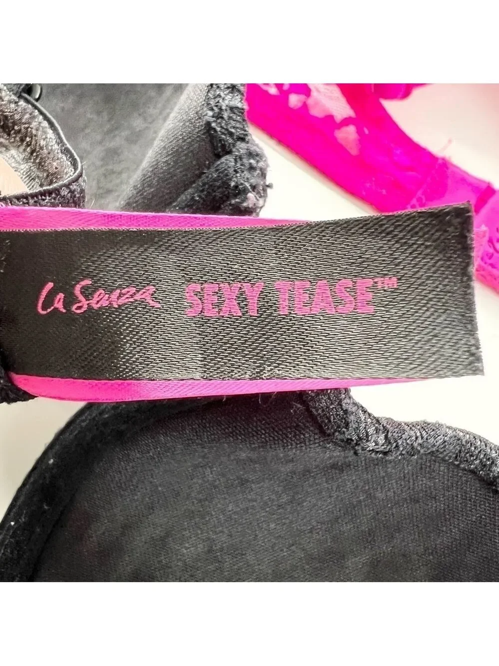 La Senza underwire bra bundle black pink 32 C - Picture 4 of 7